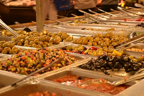 wegmans olive bar
